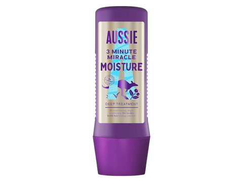 Aussie 2 Minute Miracle Moisture deep treatment bottle on a white background