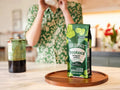 How to use
Four Sigmatic ground coffee brewing instructions on white background