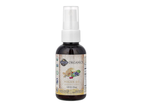 Garden of Life Organics Vegan Vitamin D3 Spray 1000 IU 58ml spray nozzle and bottle close up