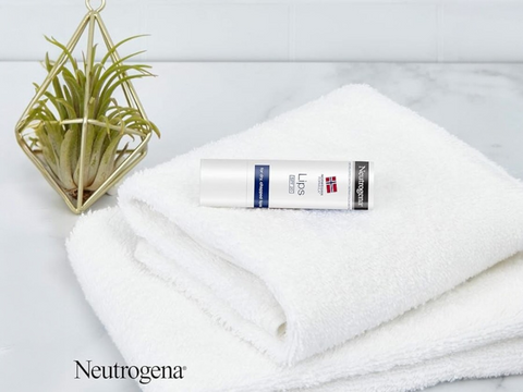 Neutrogena Norwegian Formula Lip Balm SPF 20 - 4.8g, Moisturising Sun Care