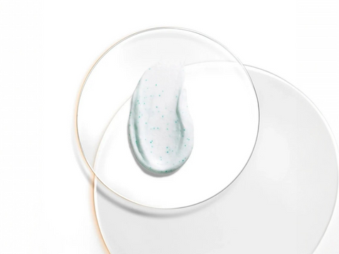 Neutrogena Visibly Clear Daily Scrub 150mlcream, isolated on white.
