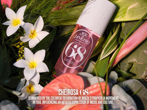 Solução Sol de Janeiro 68 with flowers and leaves in the background